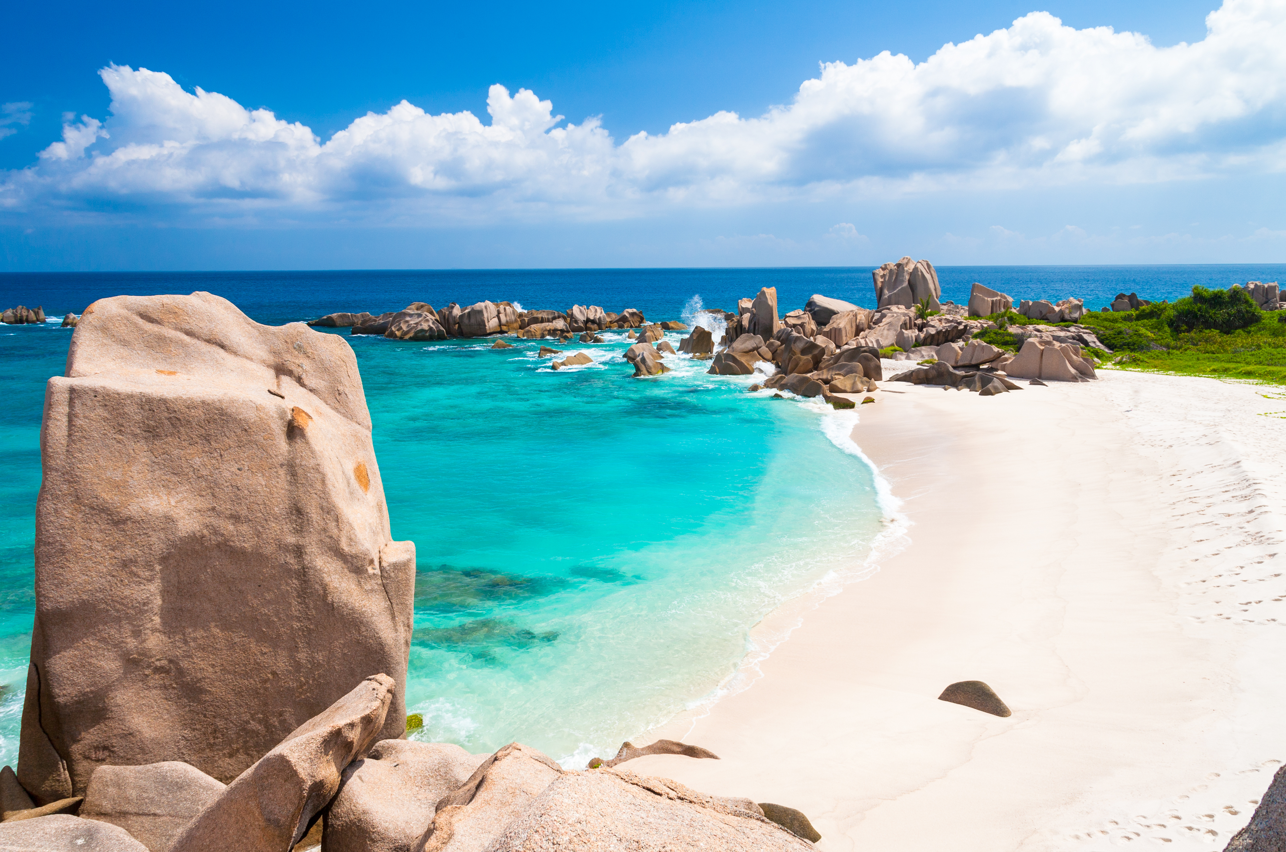 Shutterstock 136192049 Breathtaking Empty Beach On La Digue,Seychelles