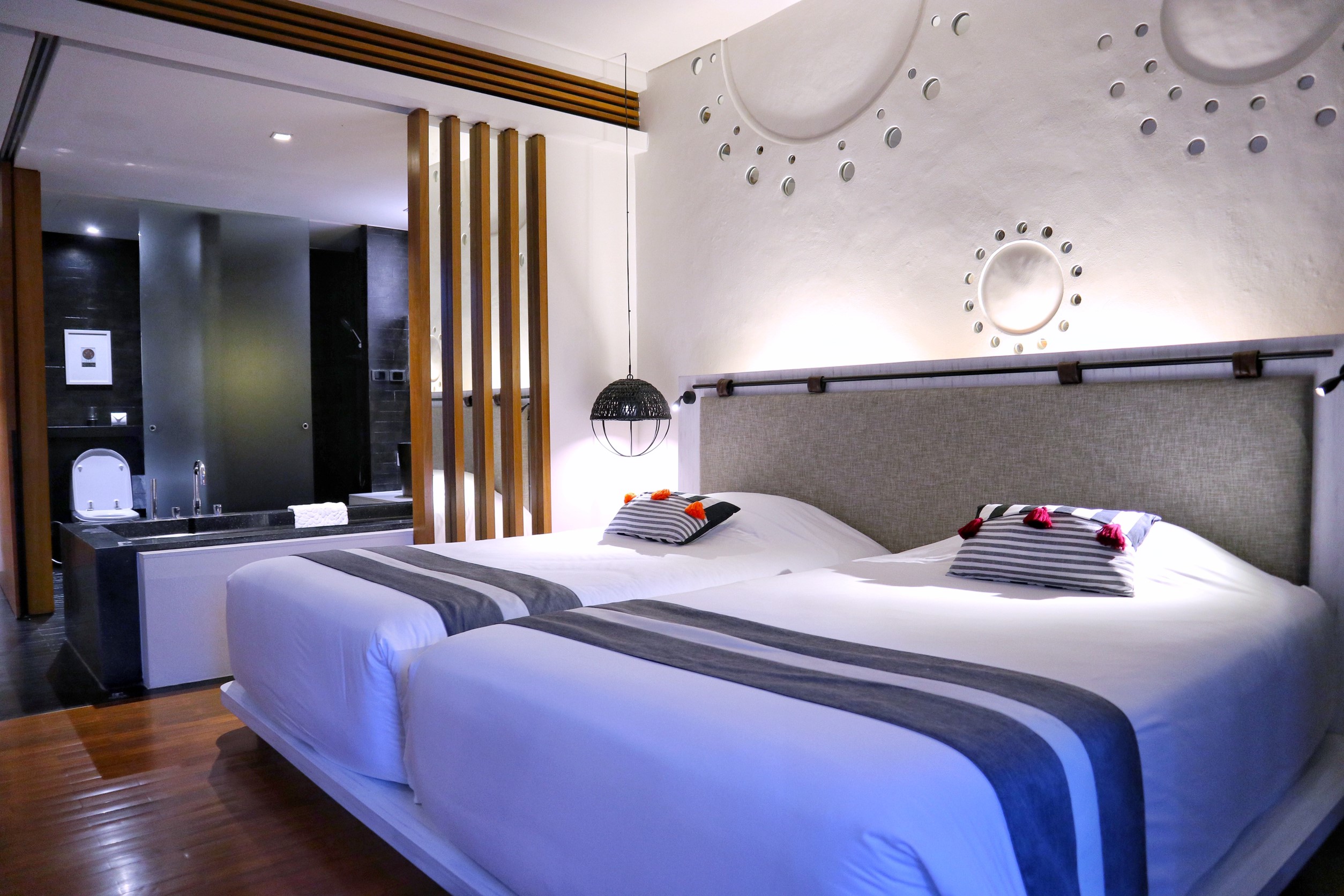 1.1 Valley Deluxe Escape