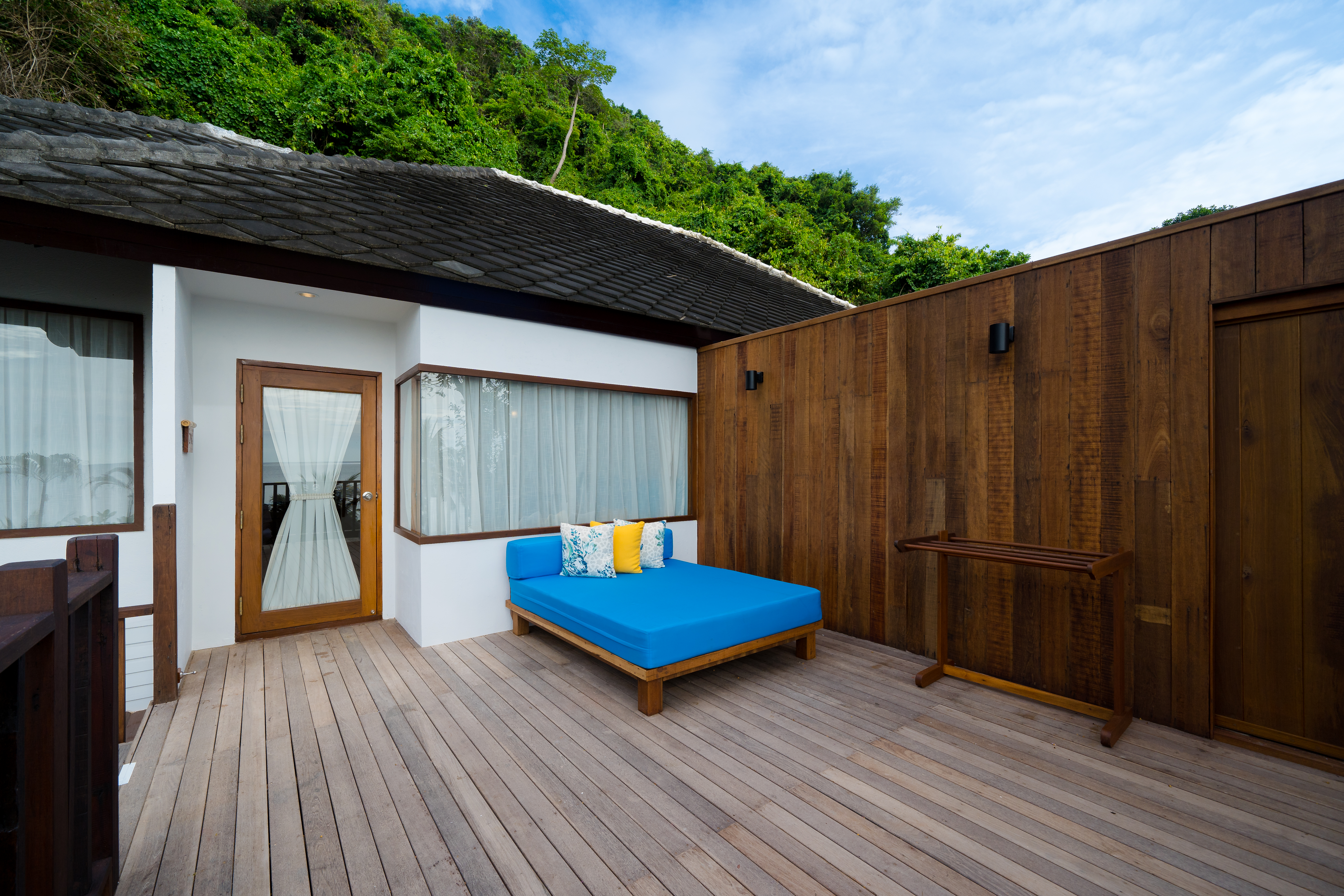 Family Hillside Area 1