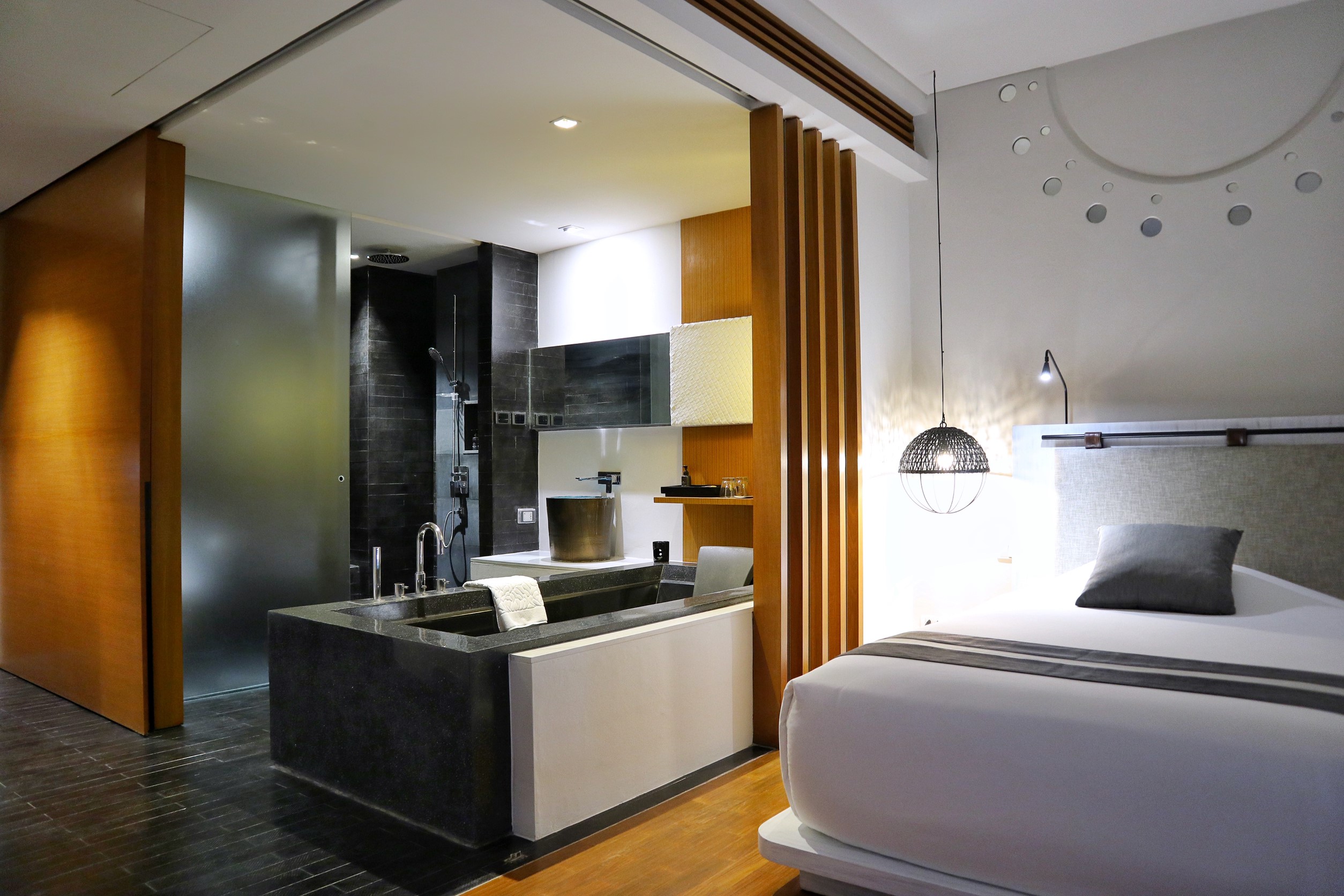 1.6 Valley Deluxe Escape