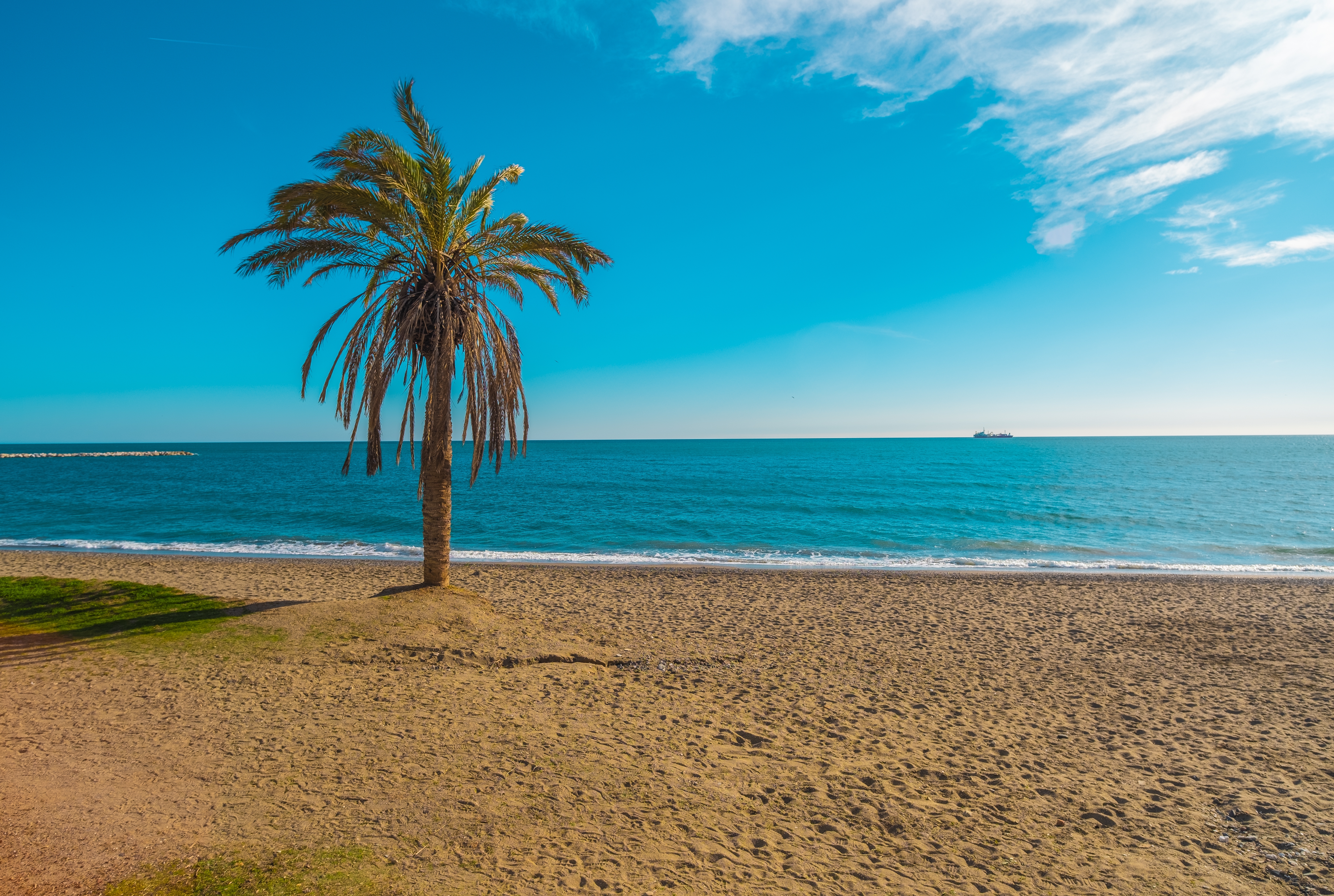 Malagueta Beach Malaga Shutterstock 2424971951 (1)