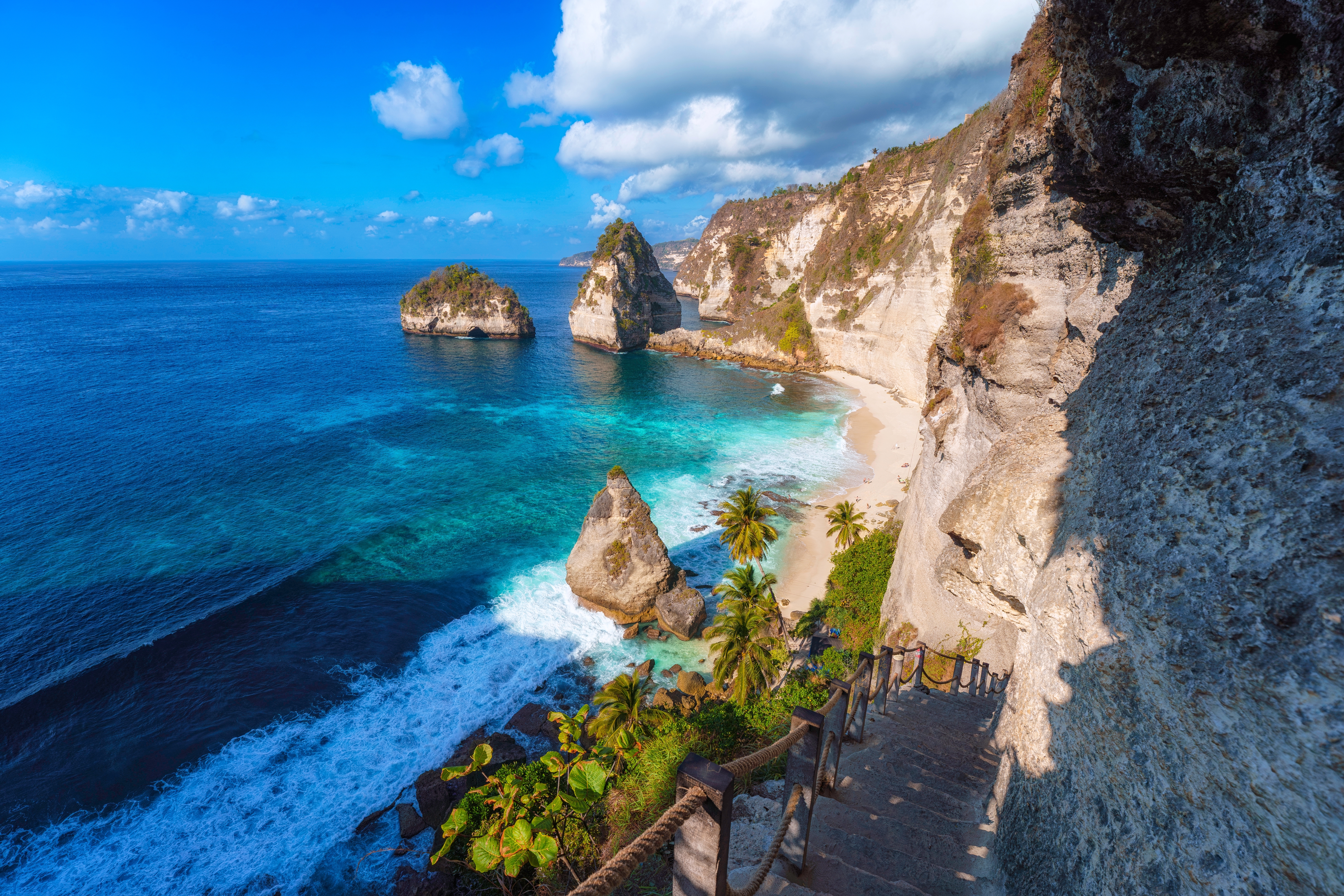Shutterstock 2361312691 (Stairs To Diamond Beach In Nusa Penida Island Bali In Indonesia Amazing Beach Of Diamond Beach.)