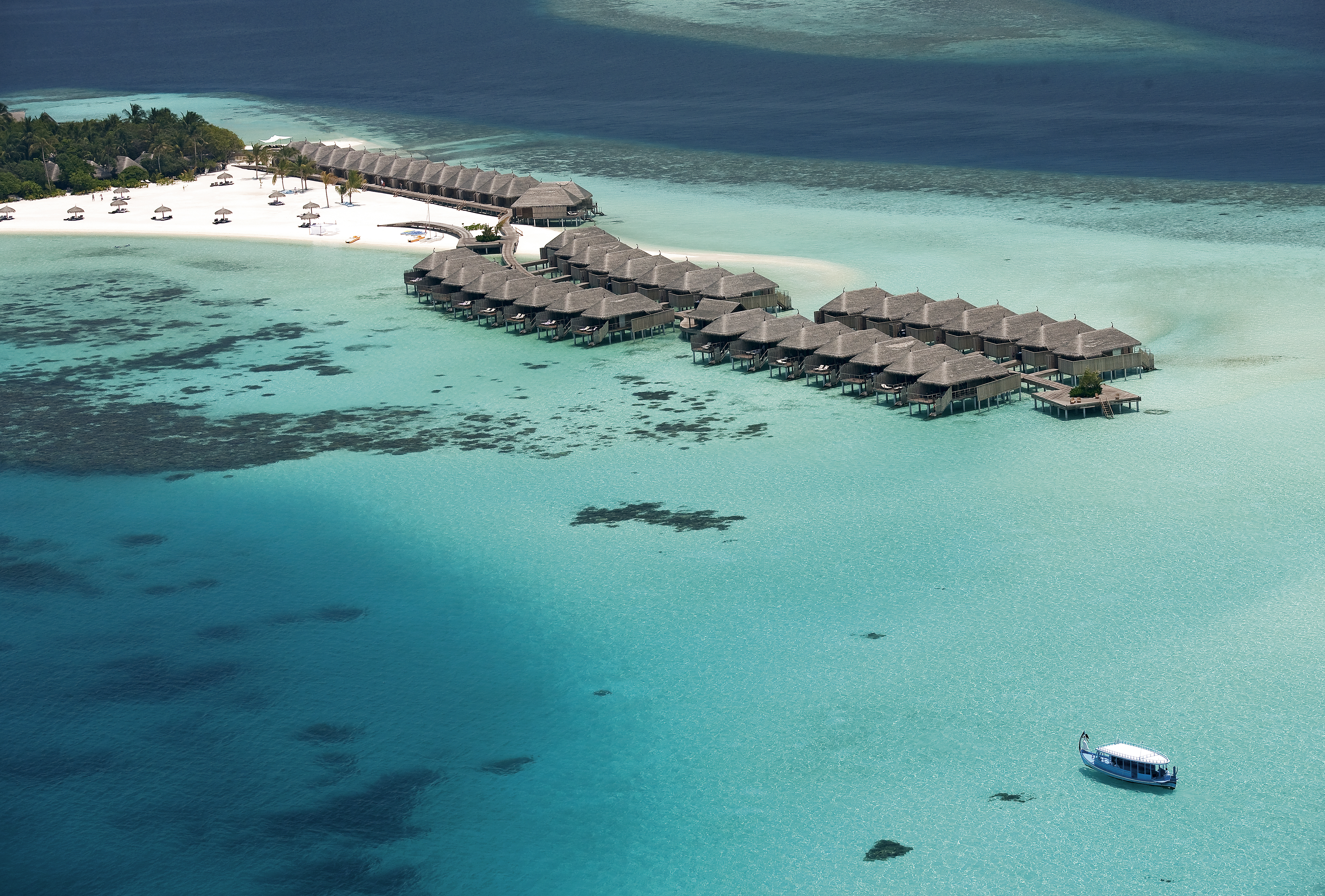 Constance Moofushi Hotel Exterior And Aerial Views Aerial Views 07