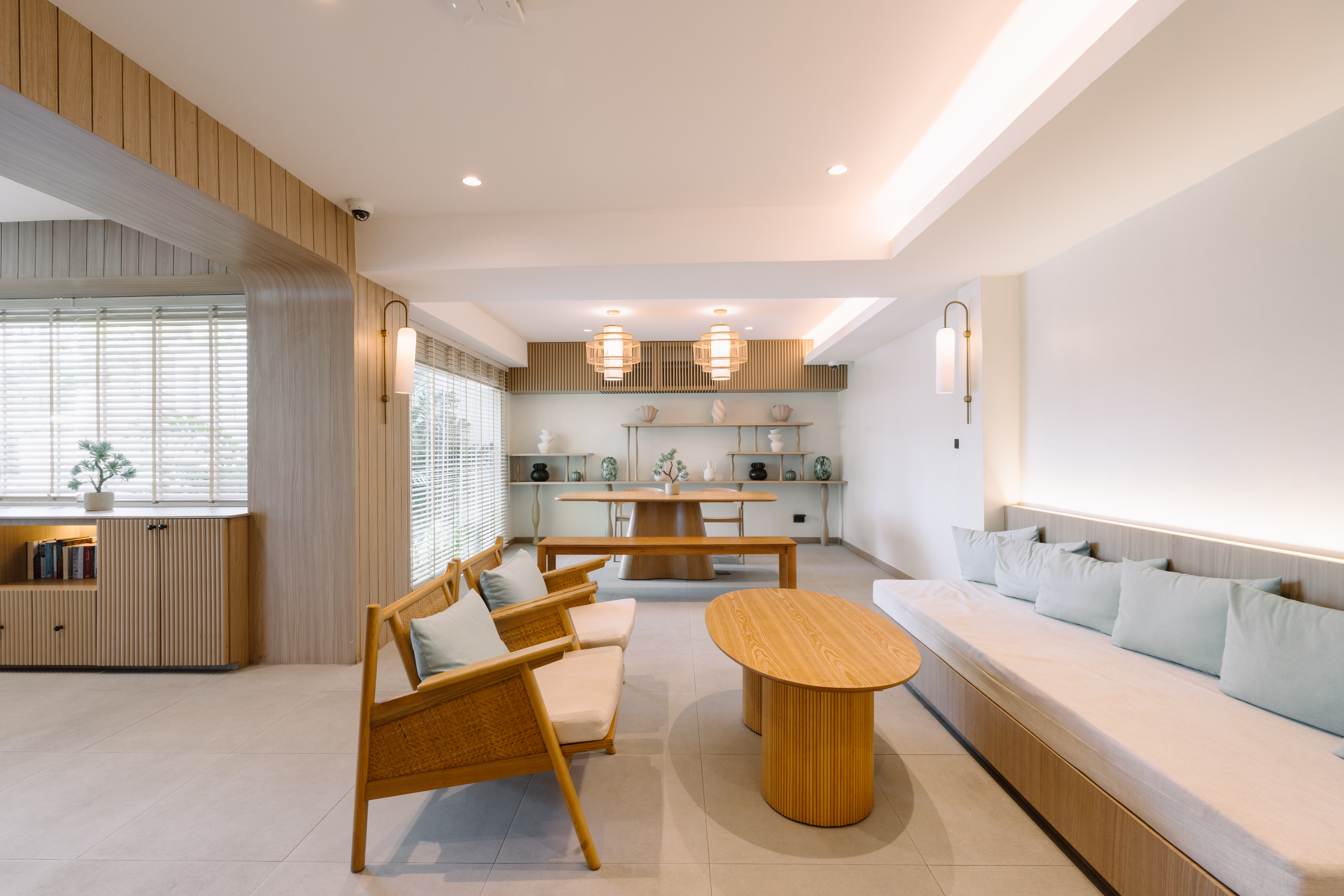 Departure Lounge I