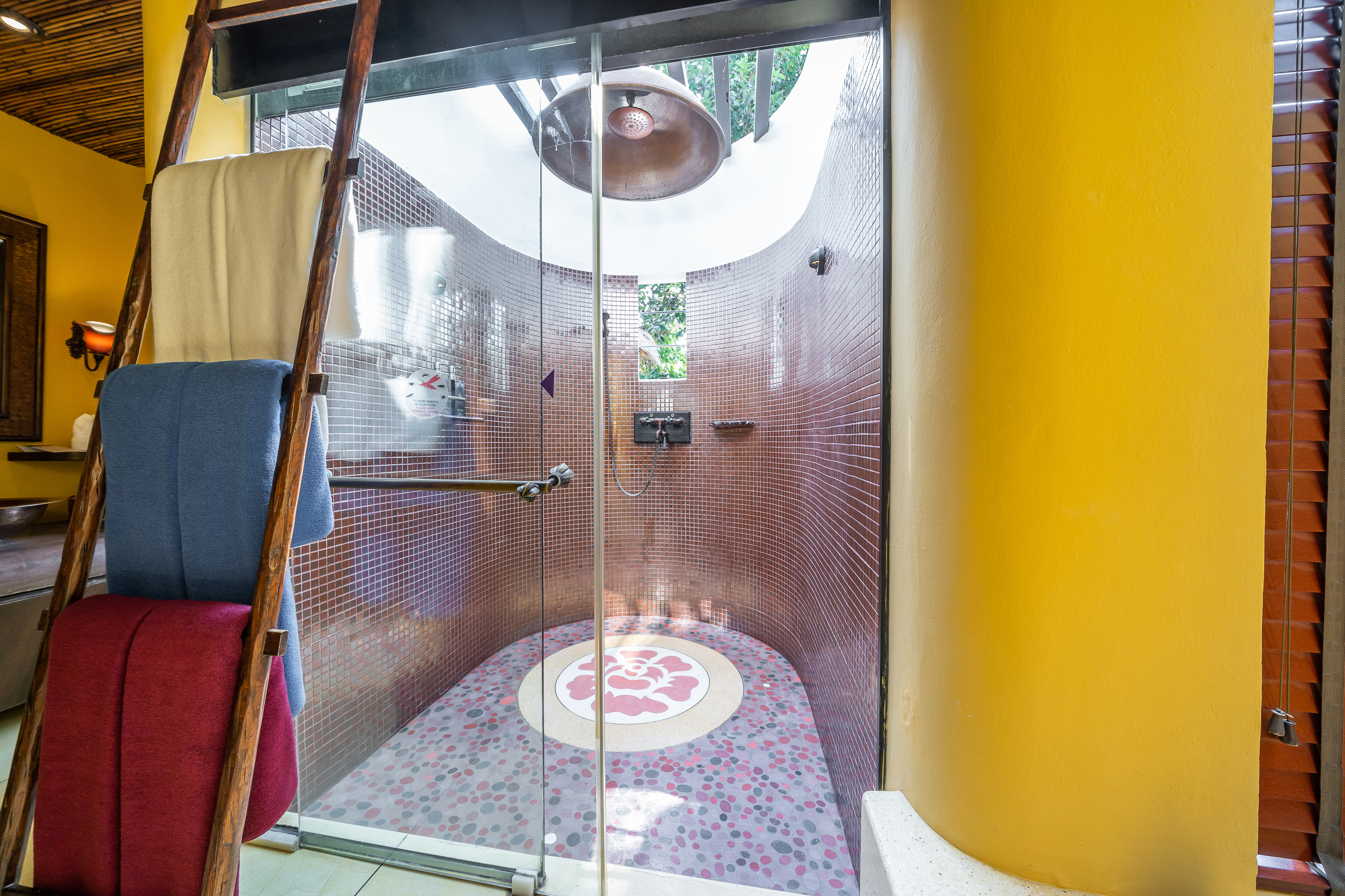 Garden Pool Villa Bathroom