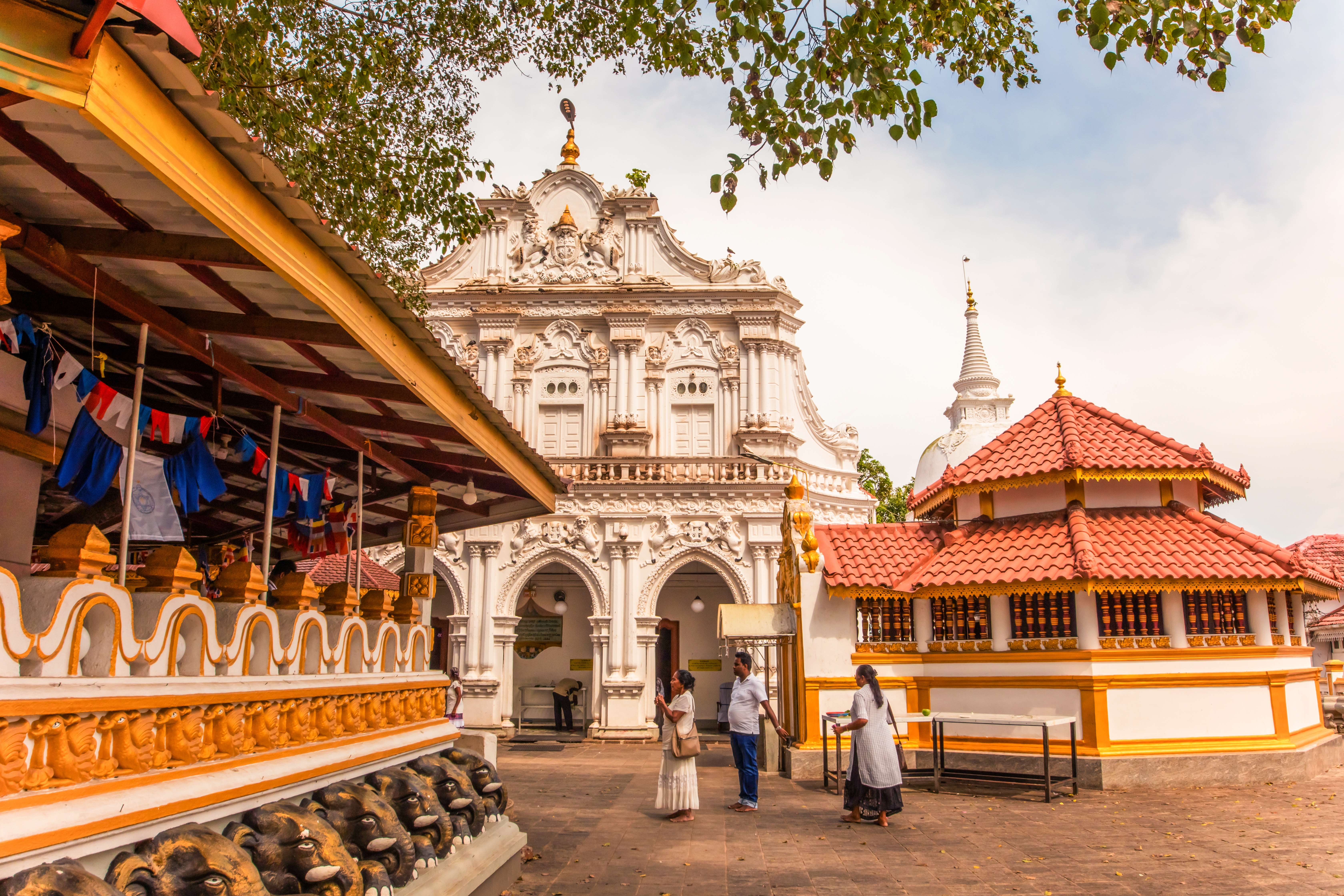 Shutterstock 2363069479 (Beruwala,Sri Lanka. 02 February 2023..Gigantic Buddha Statue At Kande Viharaya Temple, Beruwala, Sri Lanka. Courtyard.)