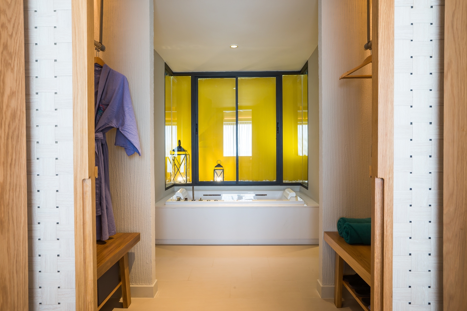 Paradise Beachfront Villa (7)