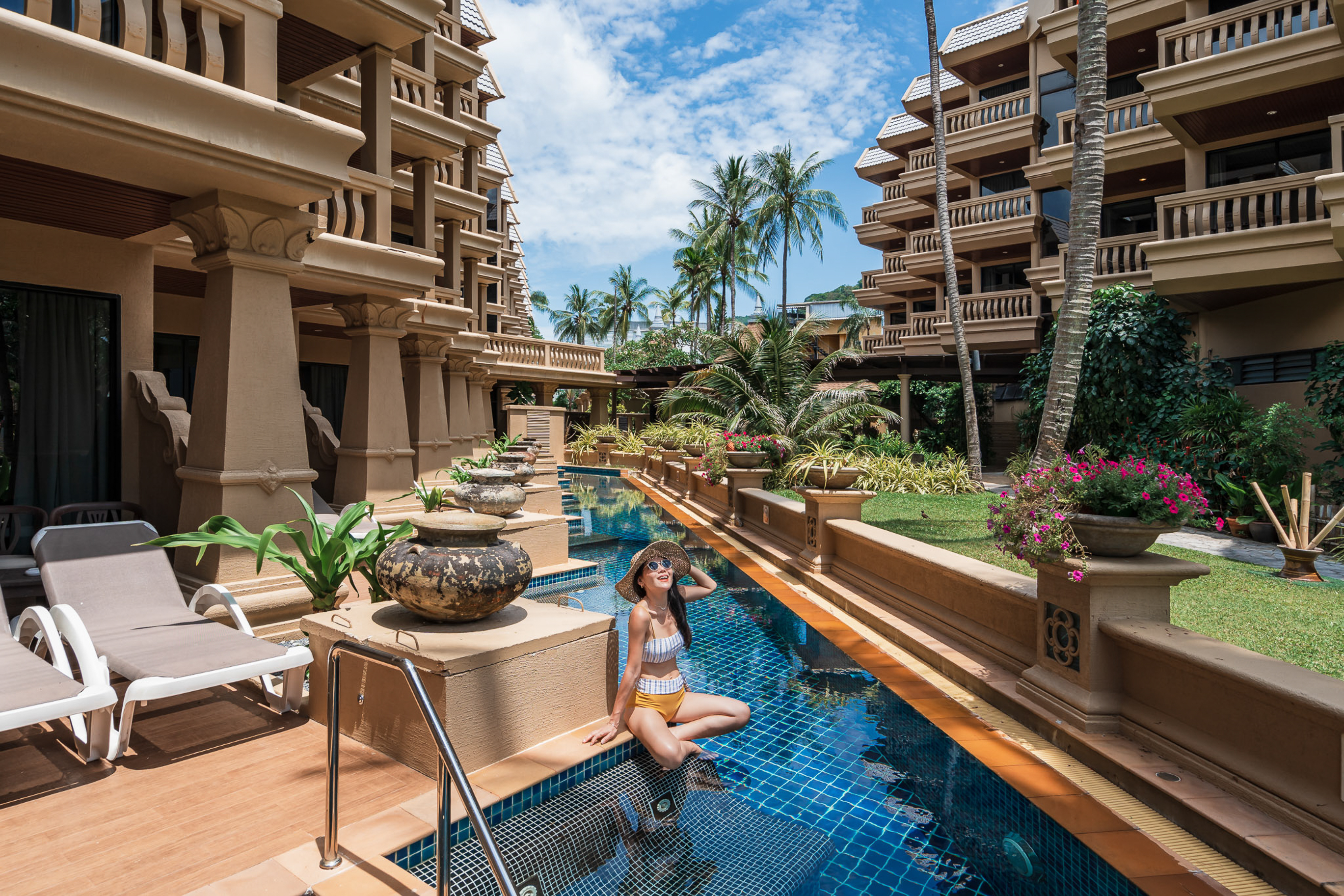 Deluxe Pool Access (14)